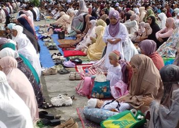 Ribuan Jamaah Sholat Id Di Masjid Al Aqso Sentani